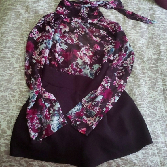 Semi formal romper - Picture 1 of 6